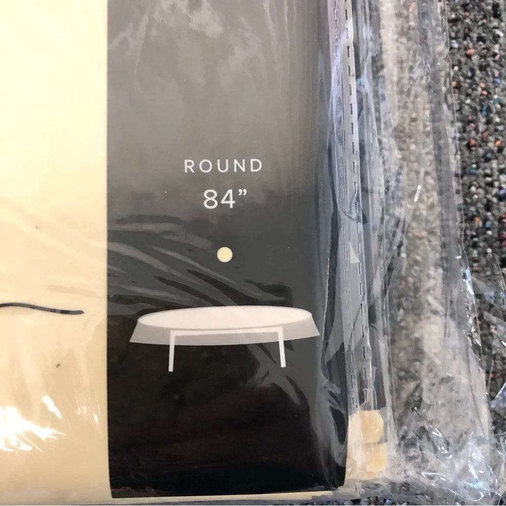 12-Pack Premium Plastic disposable Tablecloth 84in. Round Table Cover Ivory-NWT